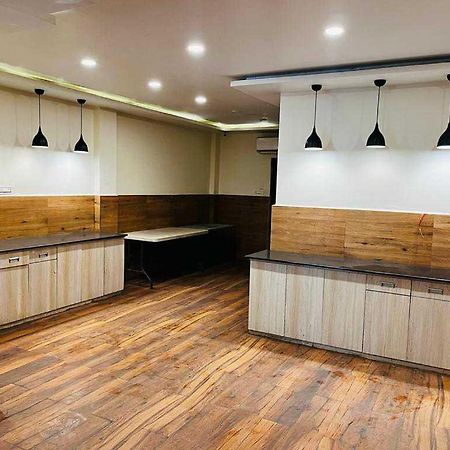 Oyo Hotel Happy Homes Бхопал Екстер'єр фото
